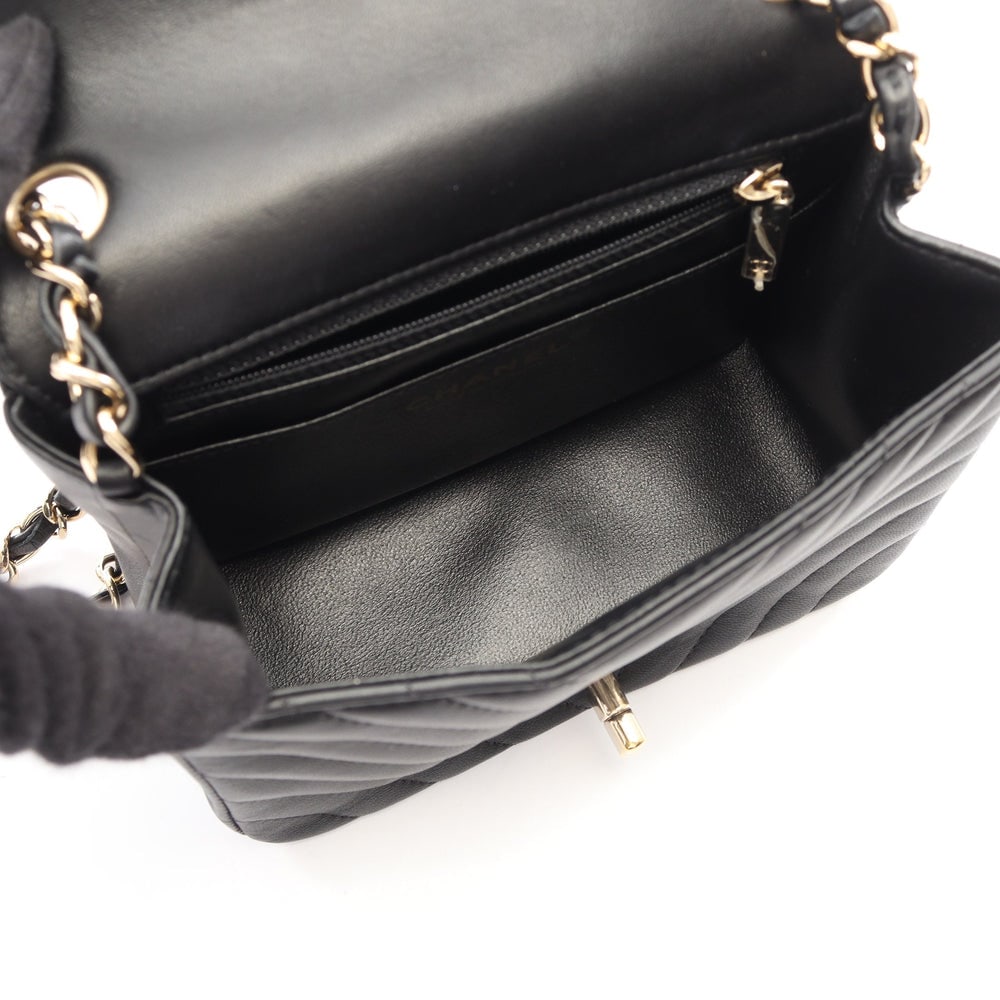 Chanel Chevron Mini Black - 3