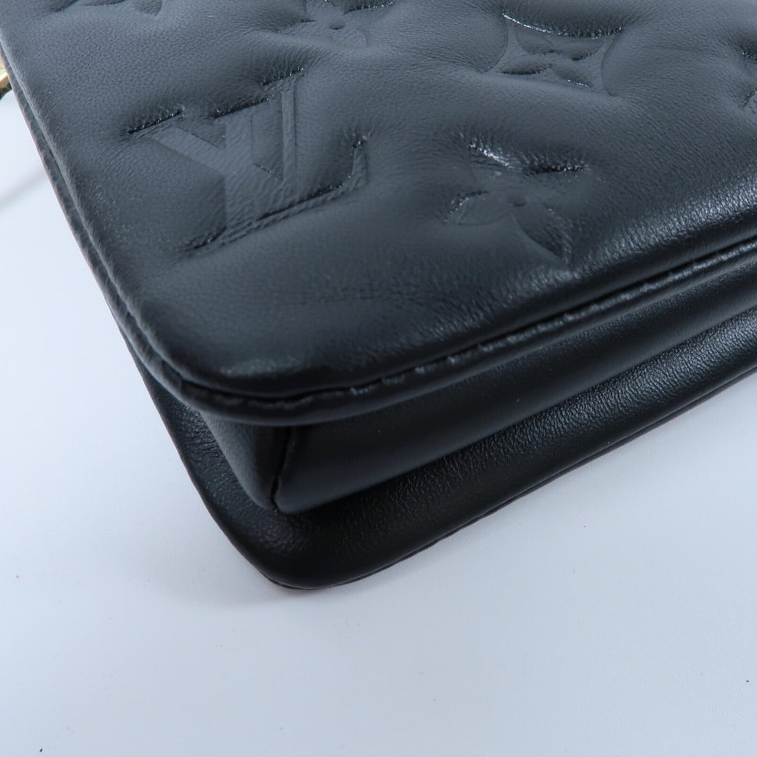 Louis Vuitton Coussin BB Black - 15