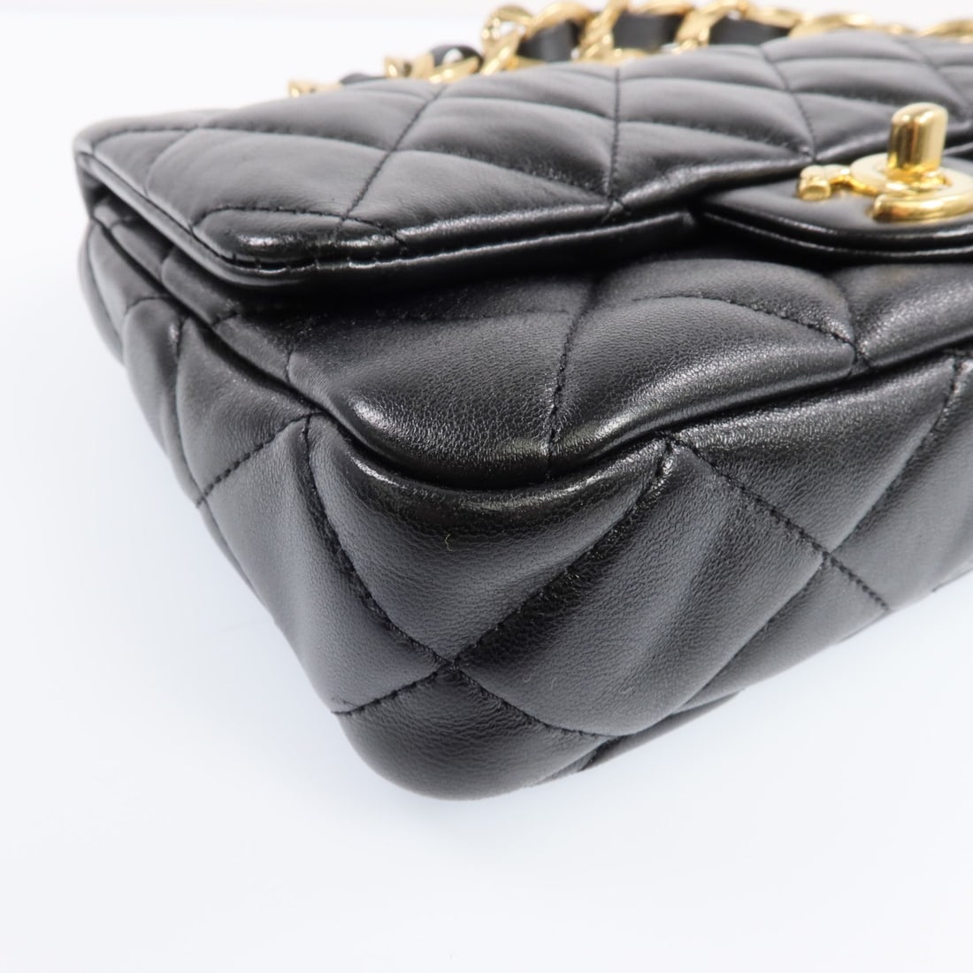 Chanel Chain Shoulder Bag Black - 7