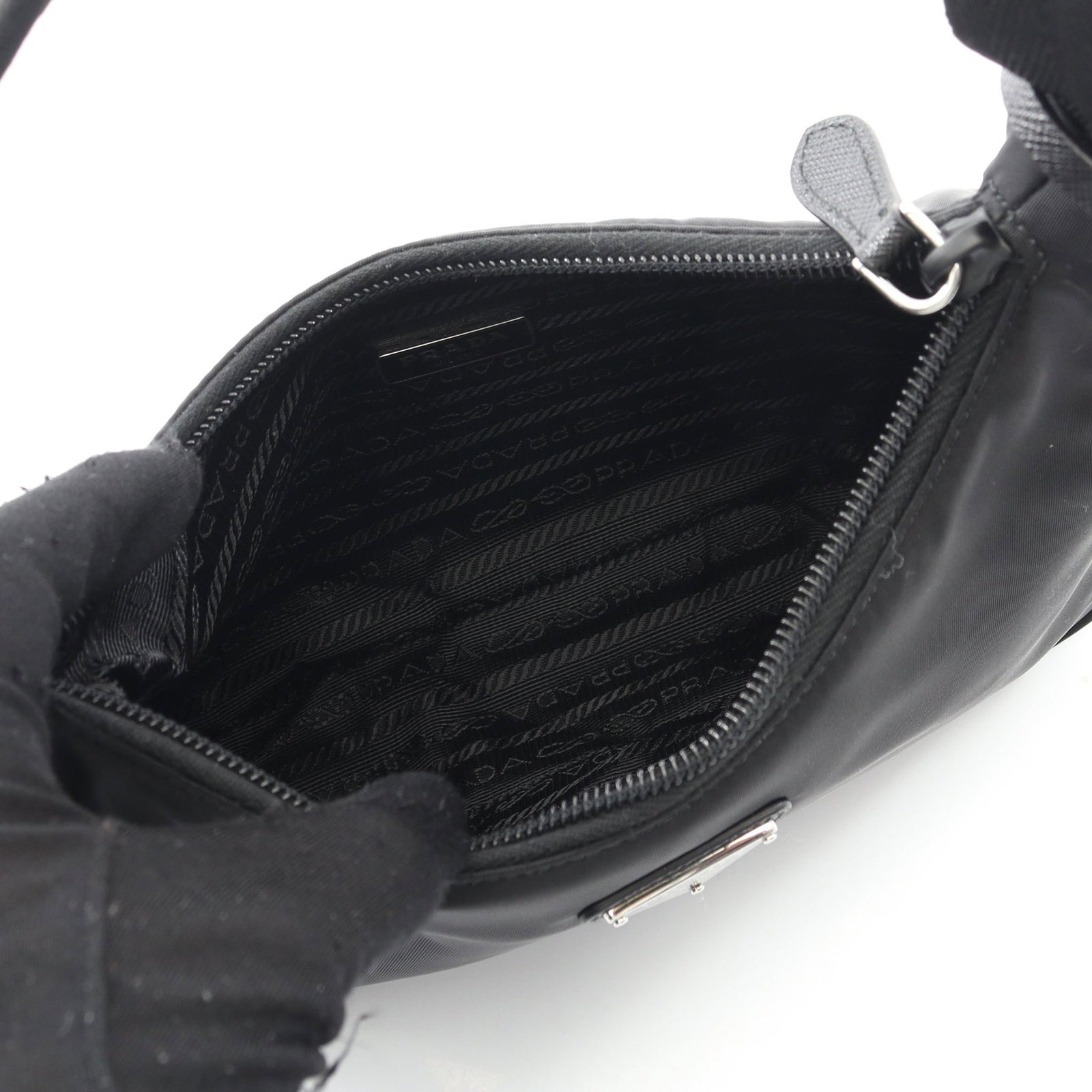 Prada Re-Edition 2000 Black - 3