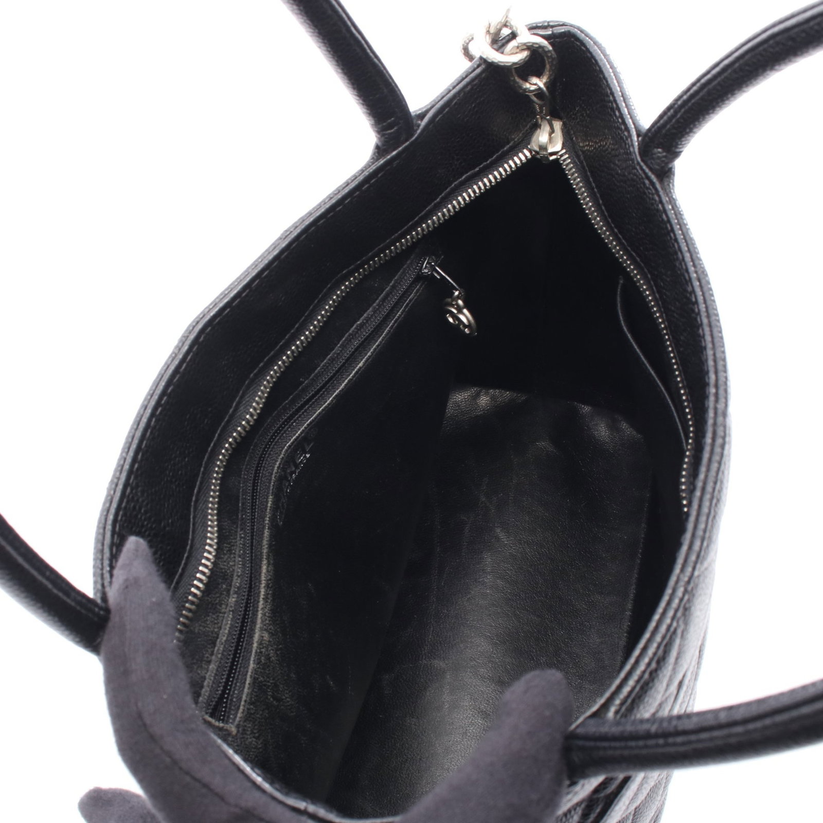 Chanel Reissue Tote Black - 3