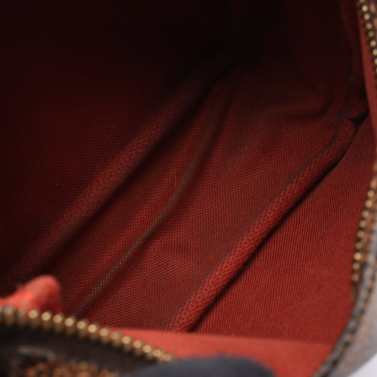 Louis Vuitton Truth Makeup Damier - 5