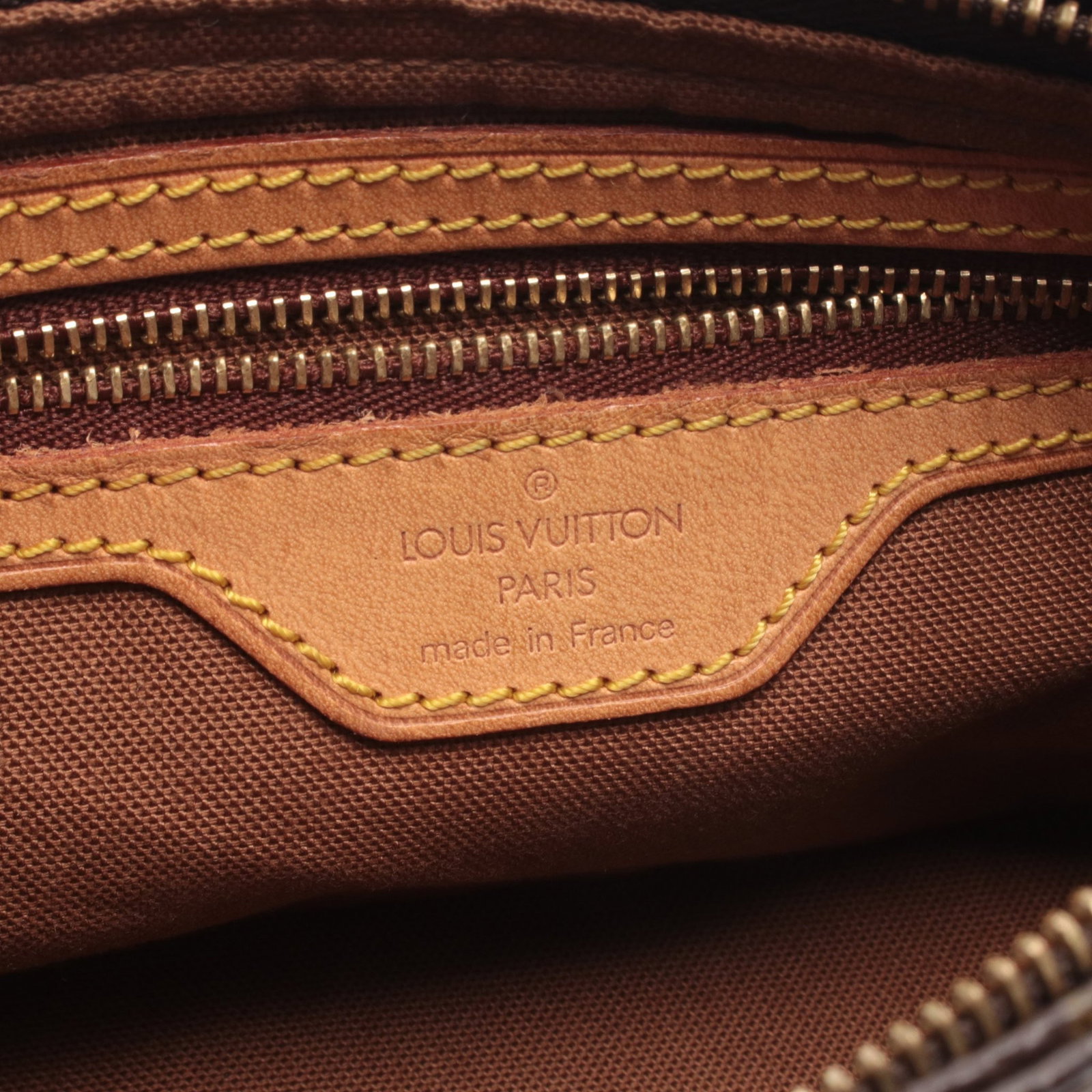 Louis Vuitton Trotteur Monogram - 4