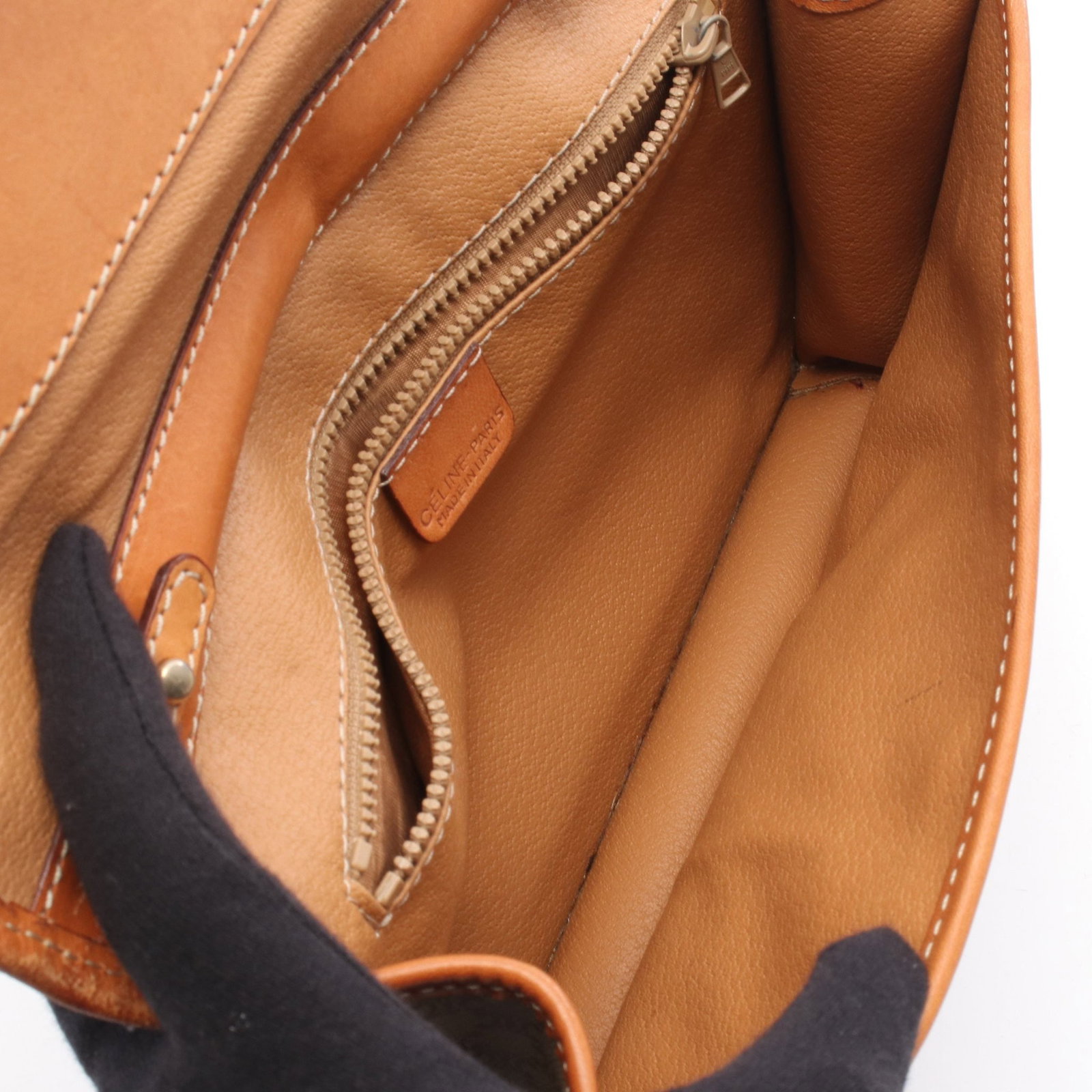 Celine Triomphe Shoulder Bag Beige - 3