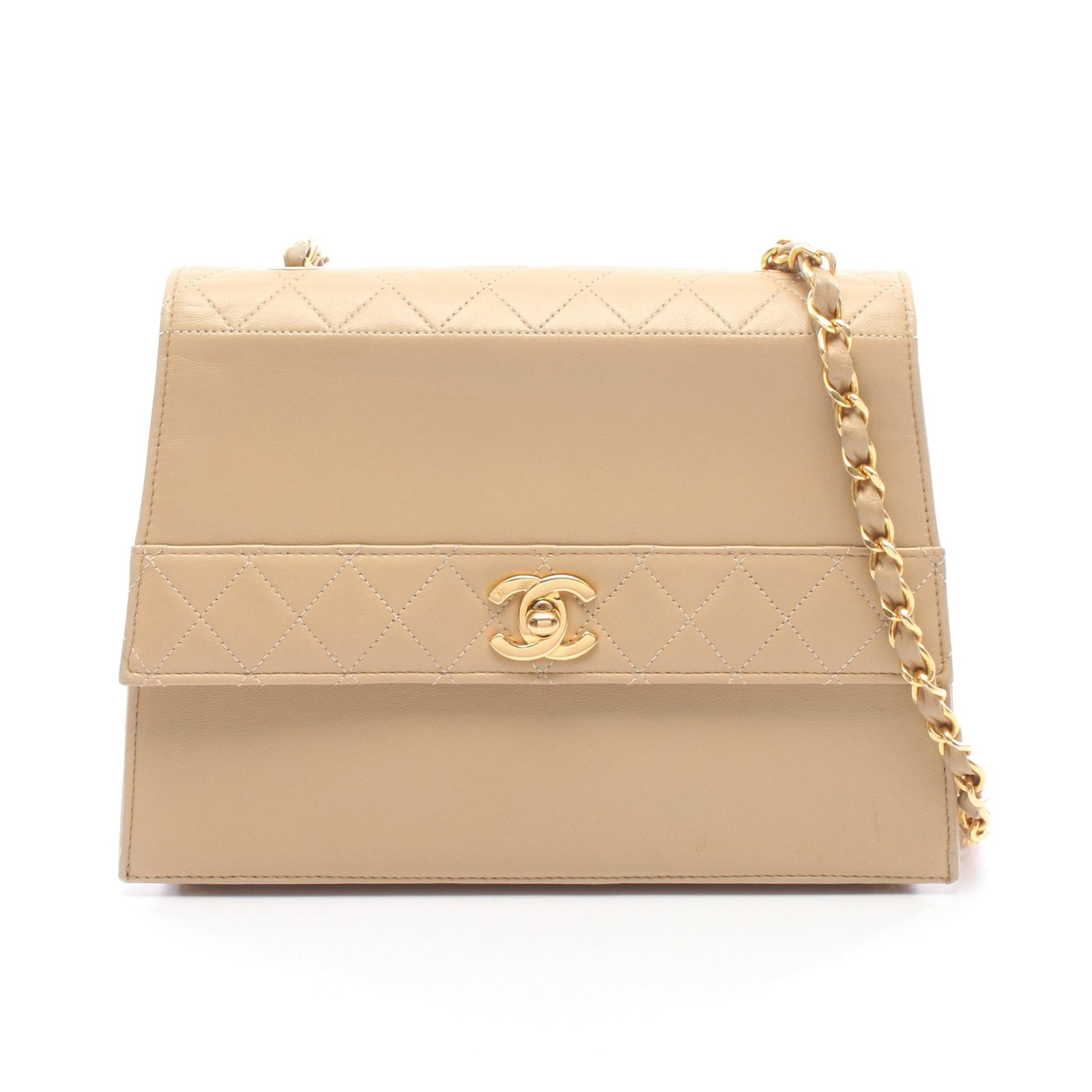 Chanel Matelasse Chain Bag Beige: Beige leather Matelasse chain shoulder bag with gold hardware; includes serial seal; 23.5 x 17 x 7.5 cm.