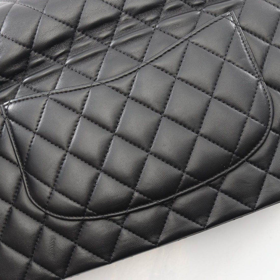 Chanel W Flap Icon Charm - 10