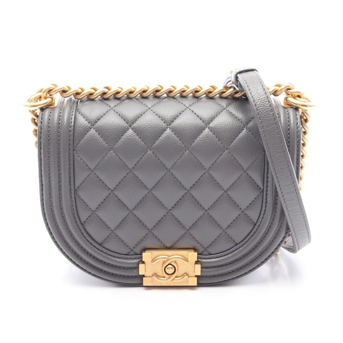 Chanel Boy Small Chain Gray: Boy Chanel small chain shoulder bag AS3350 in gray caviar skin with gold hardware; includes serial metal plate; 18 x 13 x 5 cm.