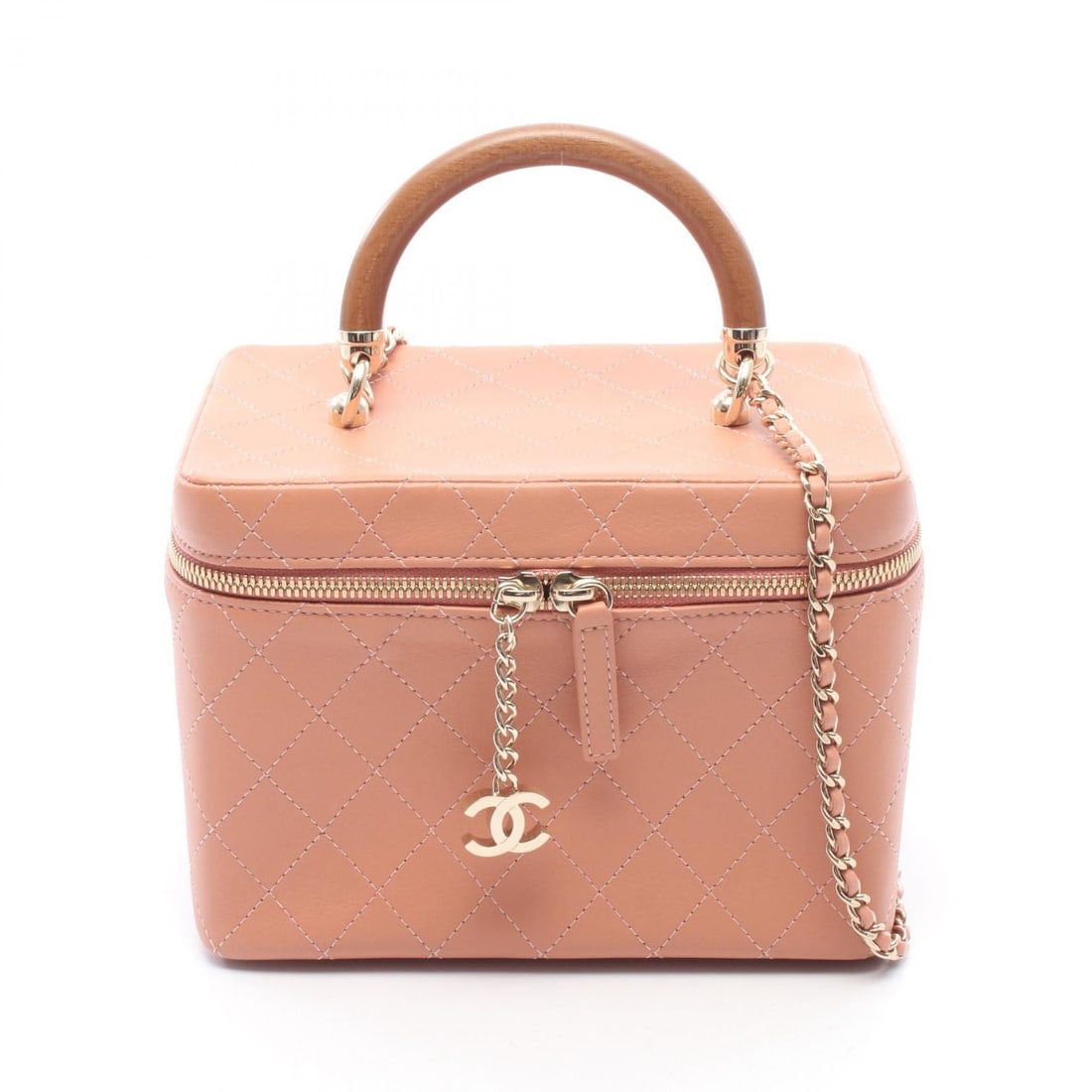Chanel Vanity Chain Bag Pink: Pink beige Matelasse vanity chain shoulder bag A57343 in leather with gold hardware; includes serial seal; 20 x 14.5 x 13 cm.