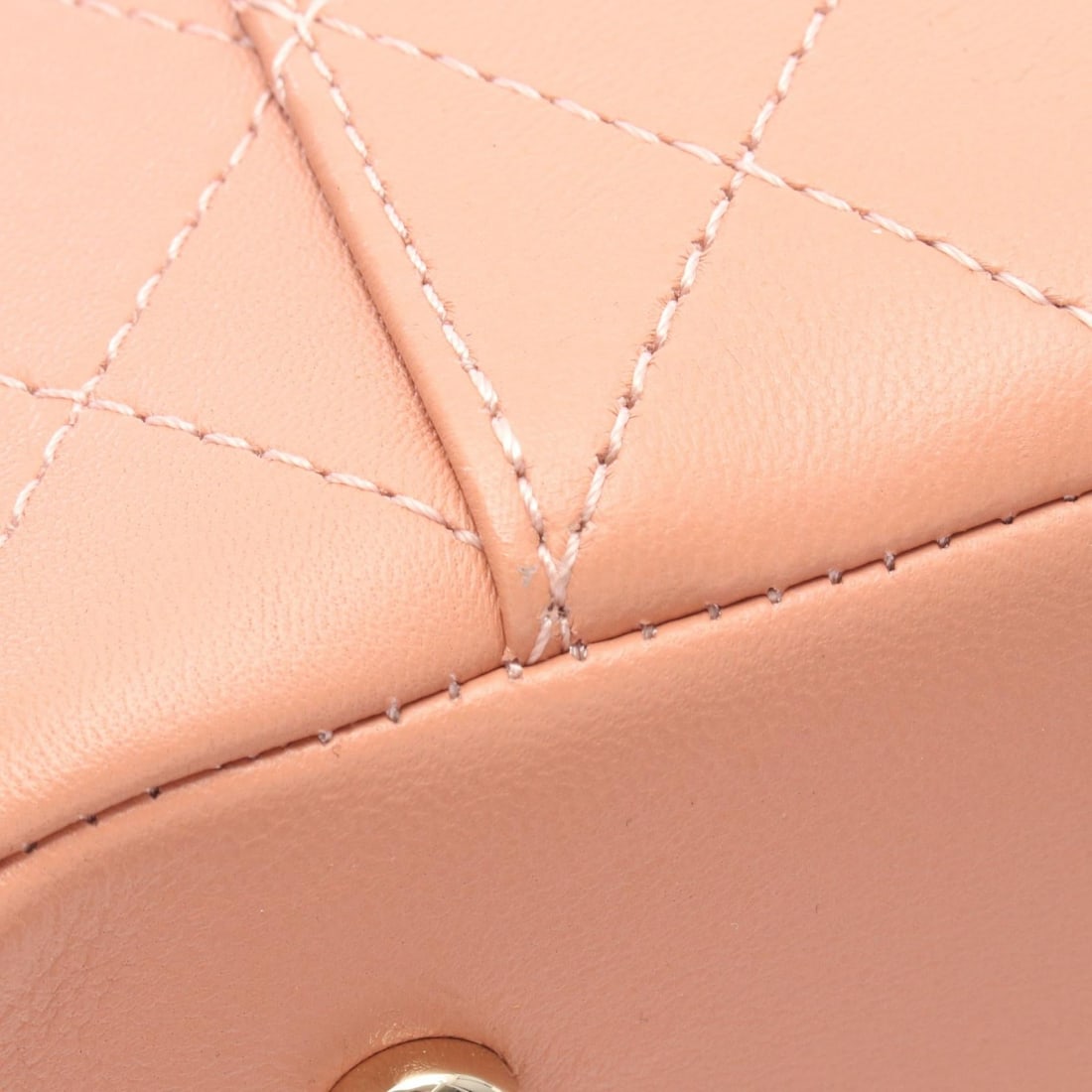 Chanel Vanity Chain Bag Pink - 7