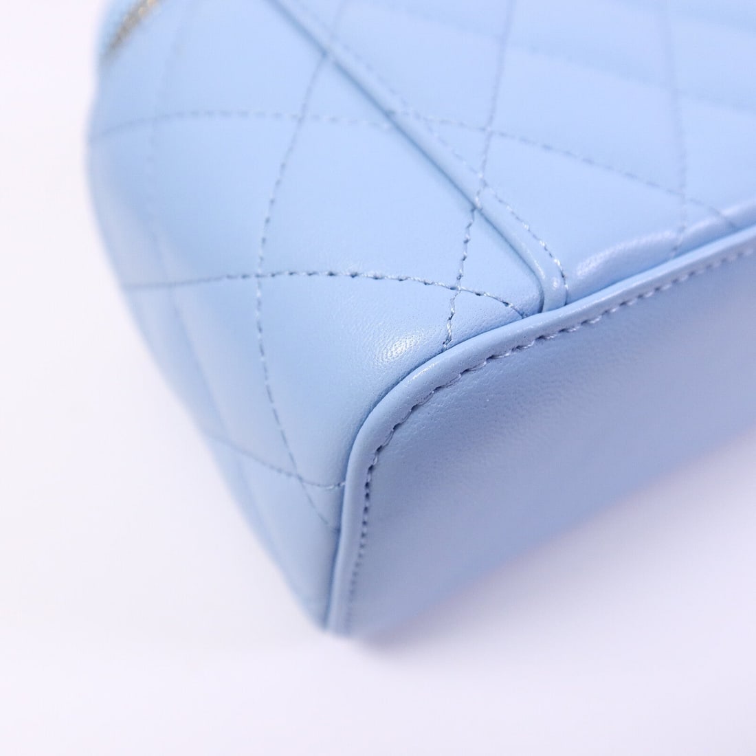 Chanel Vanity Case Blue - 16