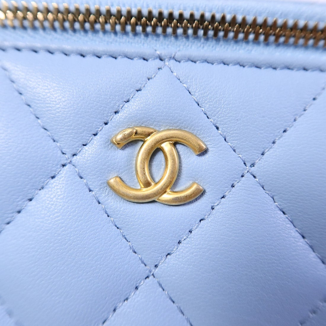 Chanel Vanity Case Blue - 7
