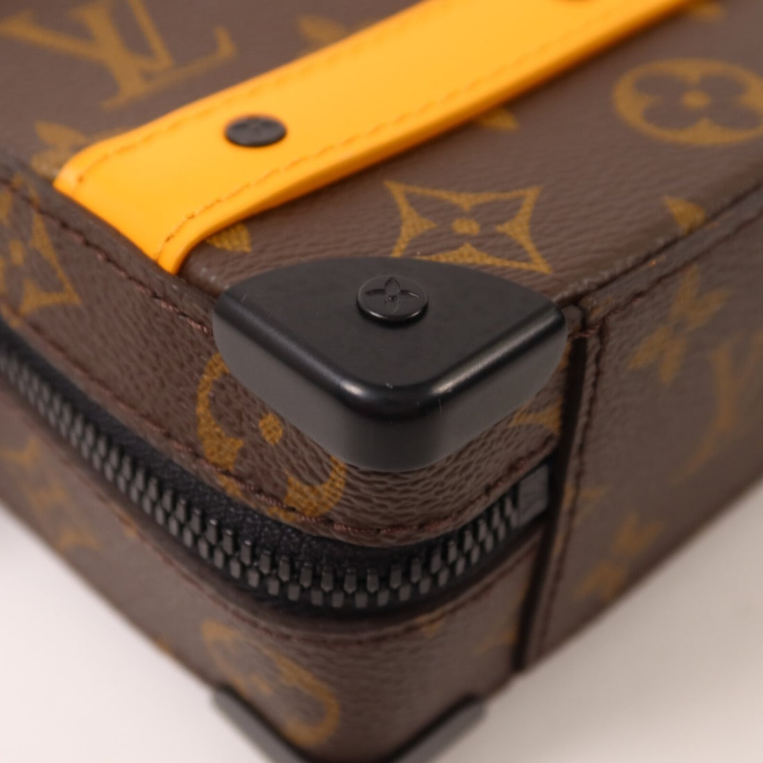 Louis Vuitton Handle Soft Trunk - 10
