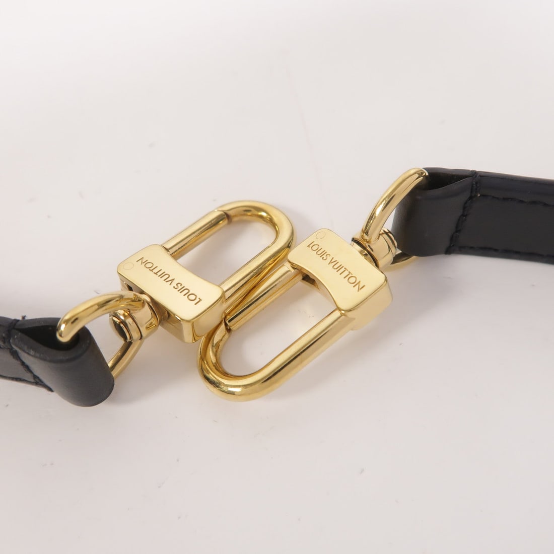 Louis Vuitton Multi Pochette Black - 16