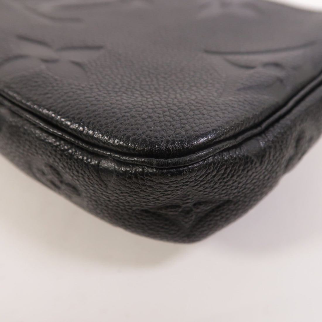 Louis Vuitton Multi Pochette Black - 12