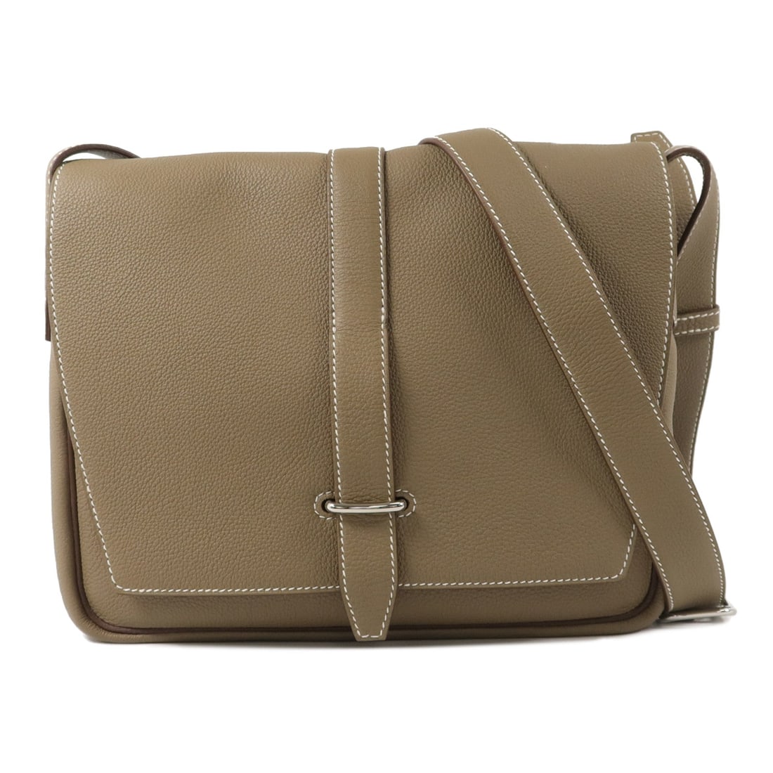 Hermes Steve Light Junior: Steve Light Junior shoulder bag in Etoupe Clemence leather with palladium hardware; 28 x 22 x 3 cm.