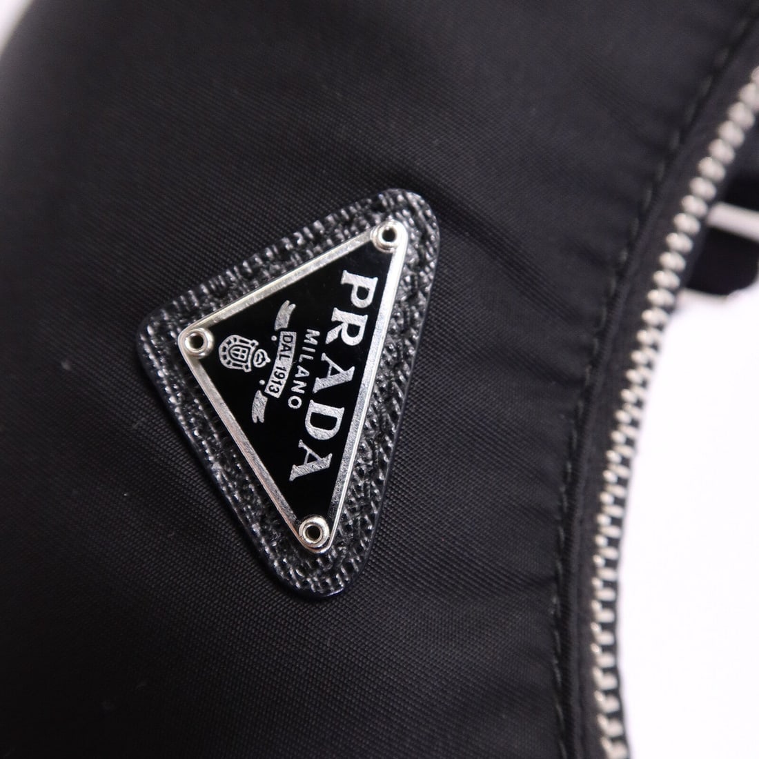 Prada Re-Edition 2005 Black - 7