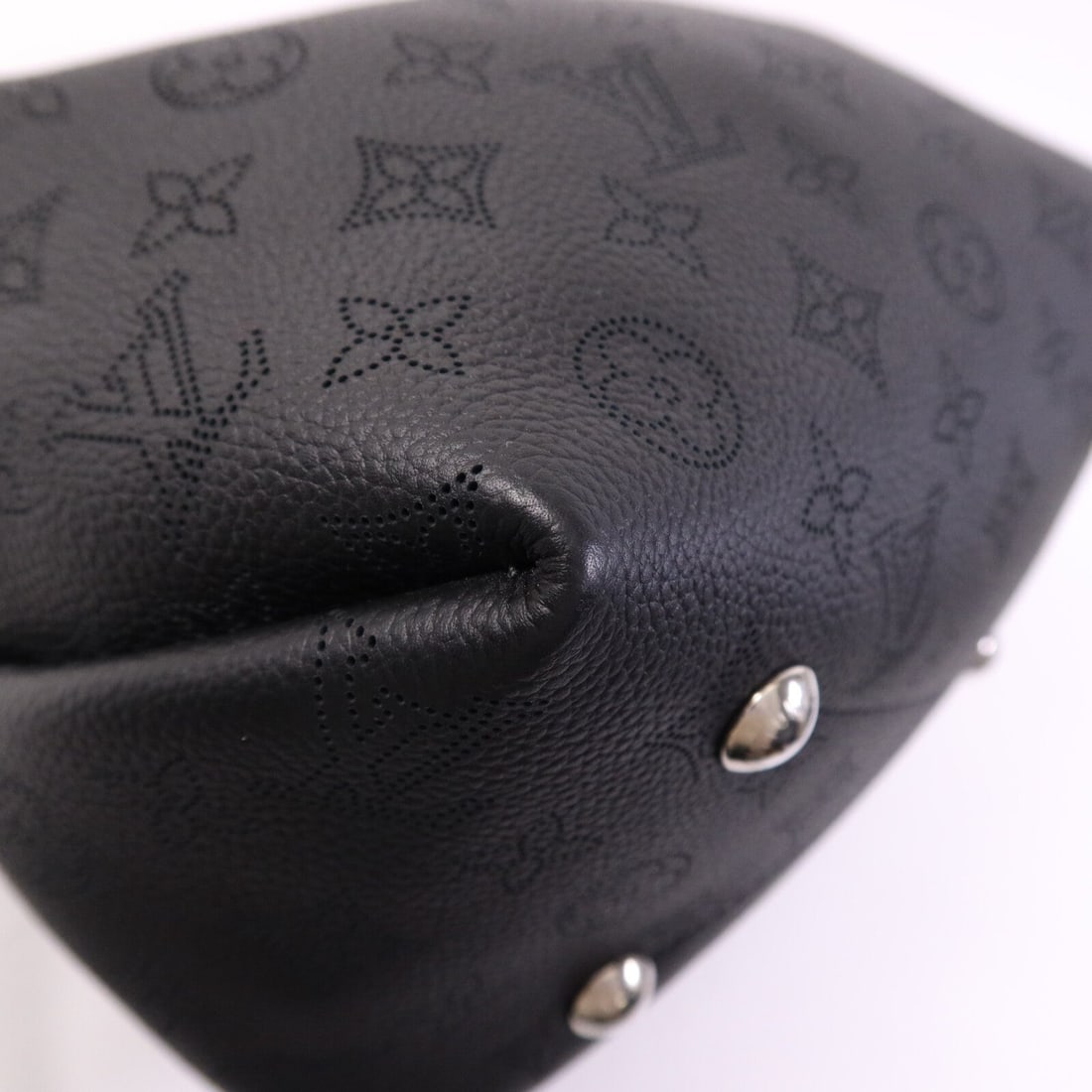 Louis Vuitton Bella Black - 10
