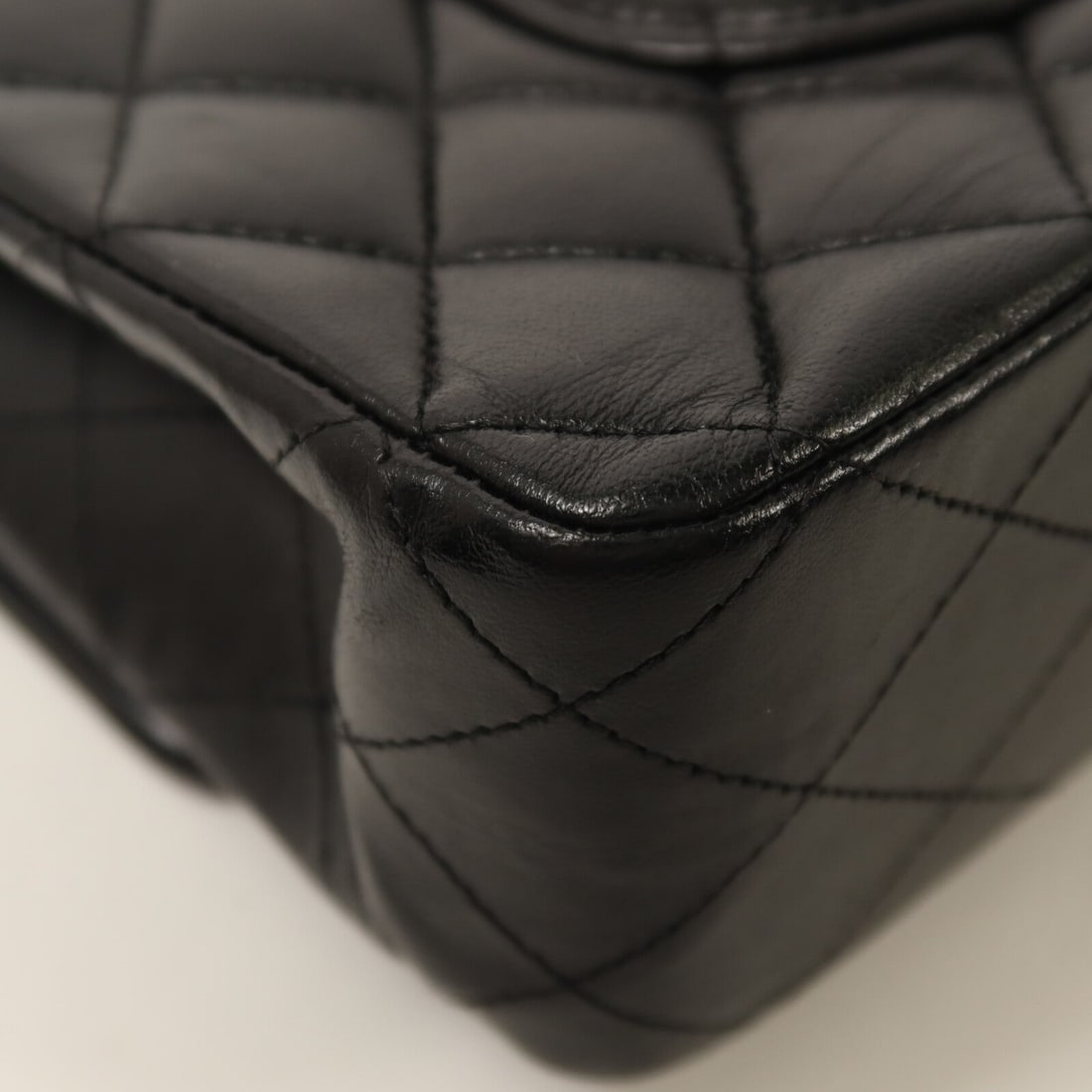 Chanel Classic 25 Black - 13