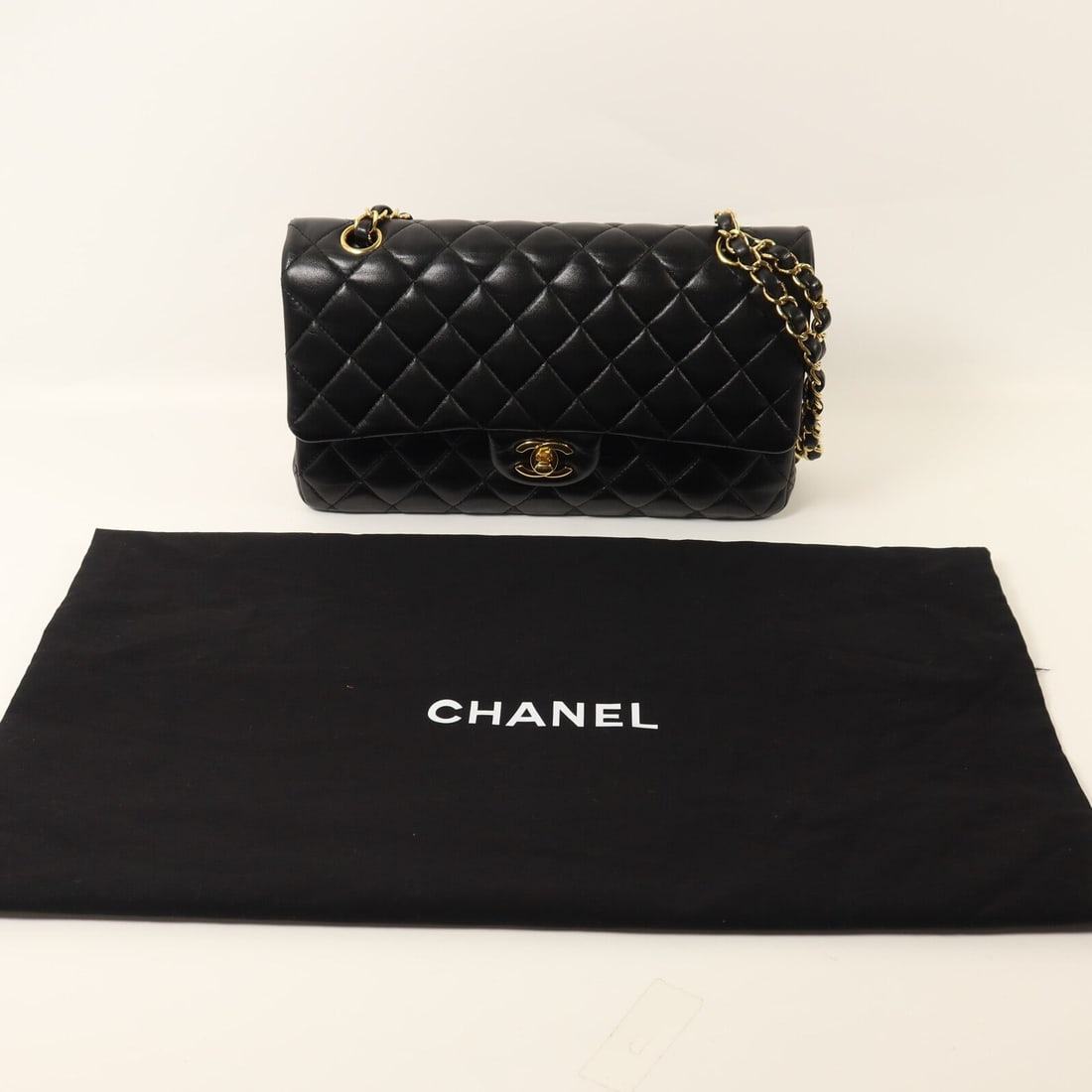 Chanel Classic 25 Black - 9