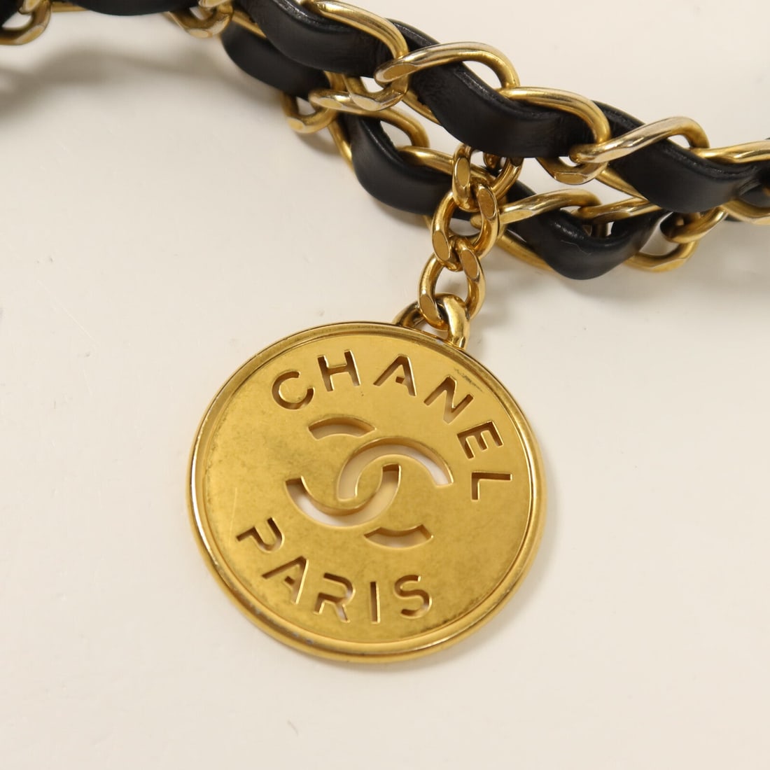 Chanel 22 Small Black - 11