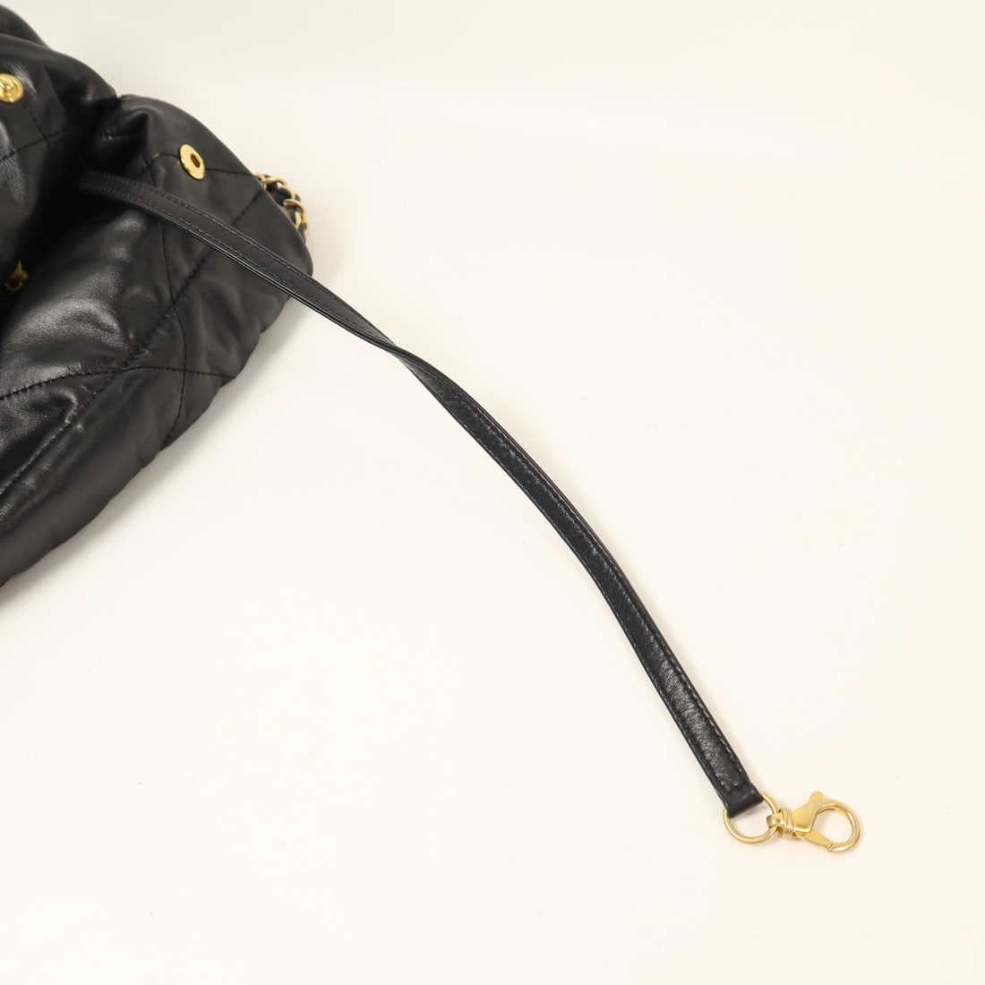 Chanel 22 Small Black - 17