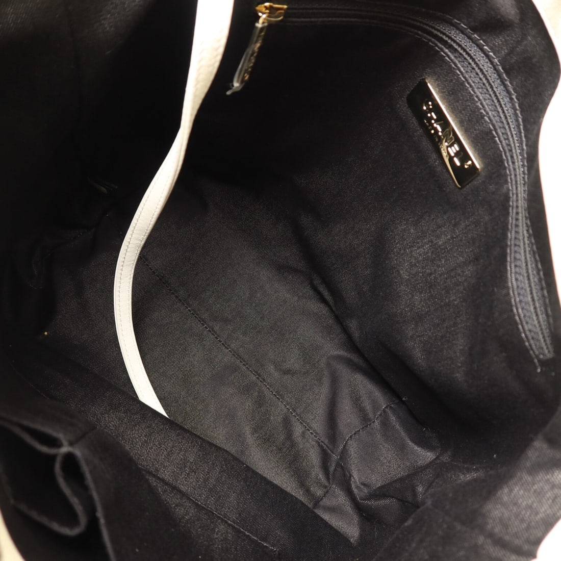 Chanel Button Up Hobo - 5
