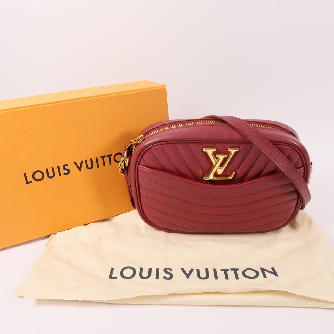 Louis Vuitton New Wave Red - 5