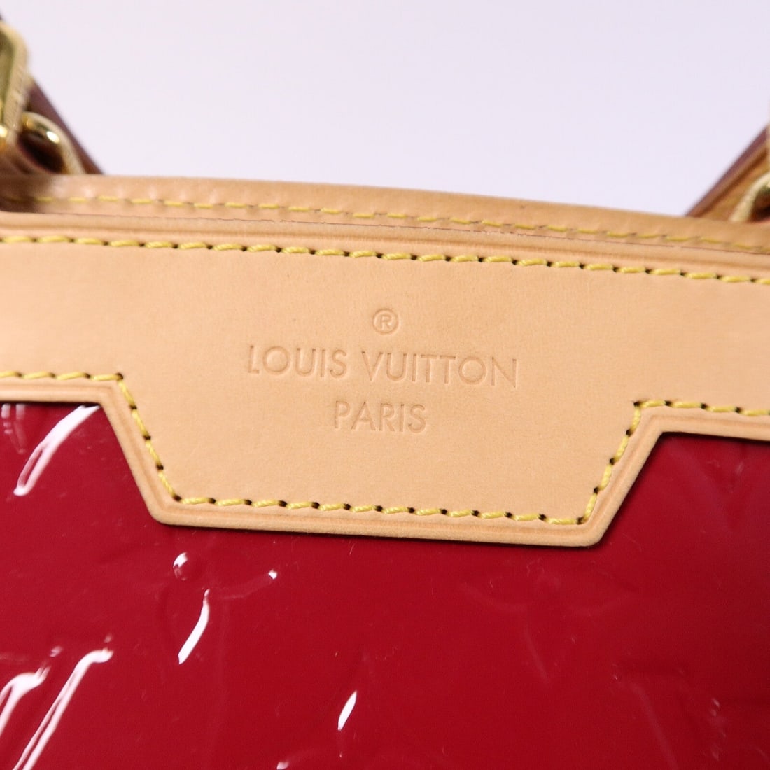 Louis Vuitton Brea MM Red - 16