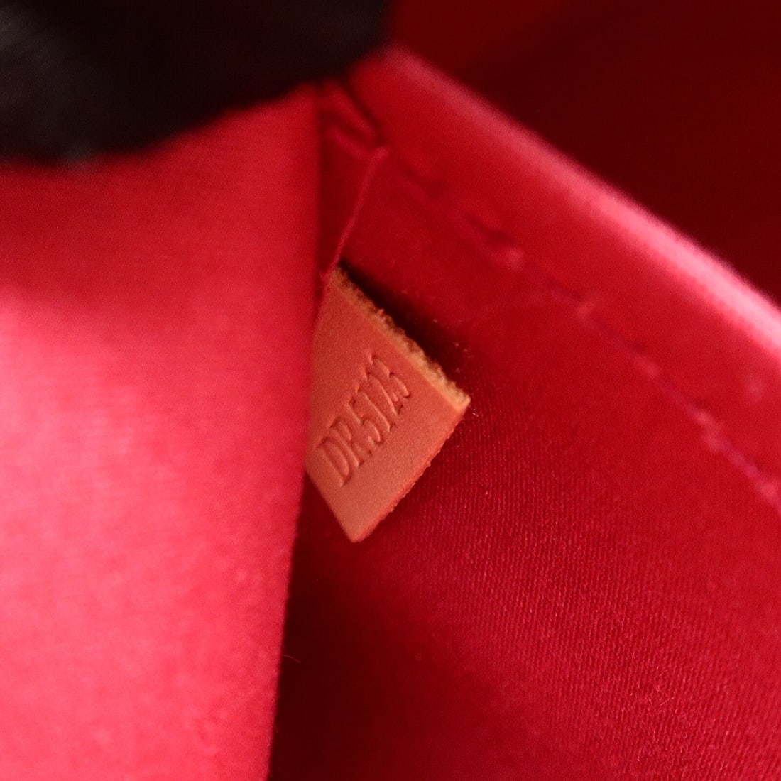 Louis Vuitton Brea MM Red - 8