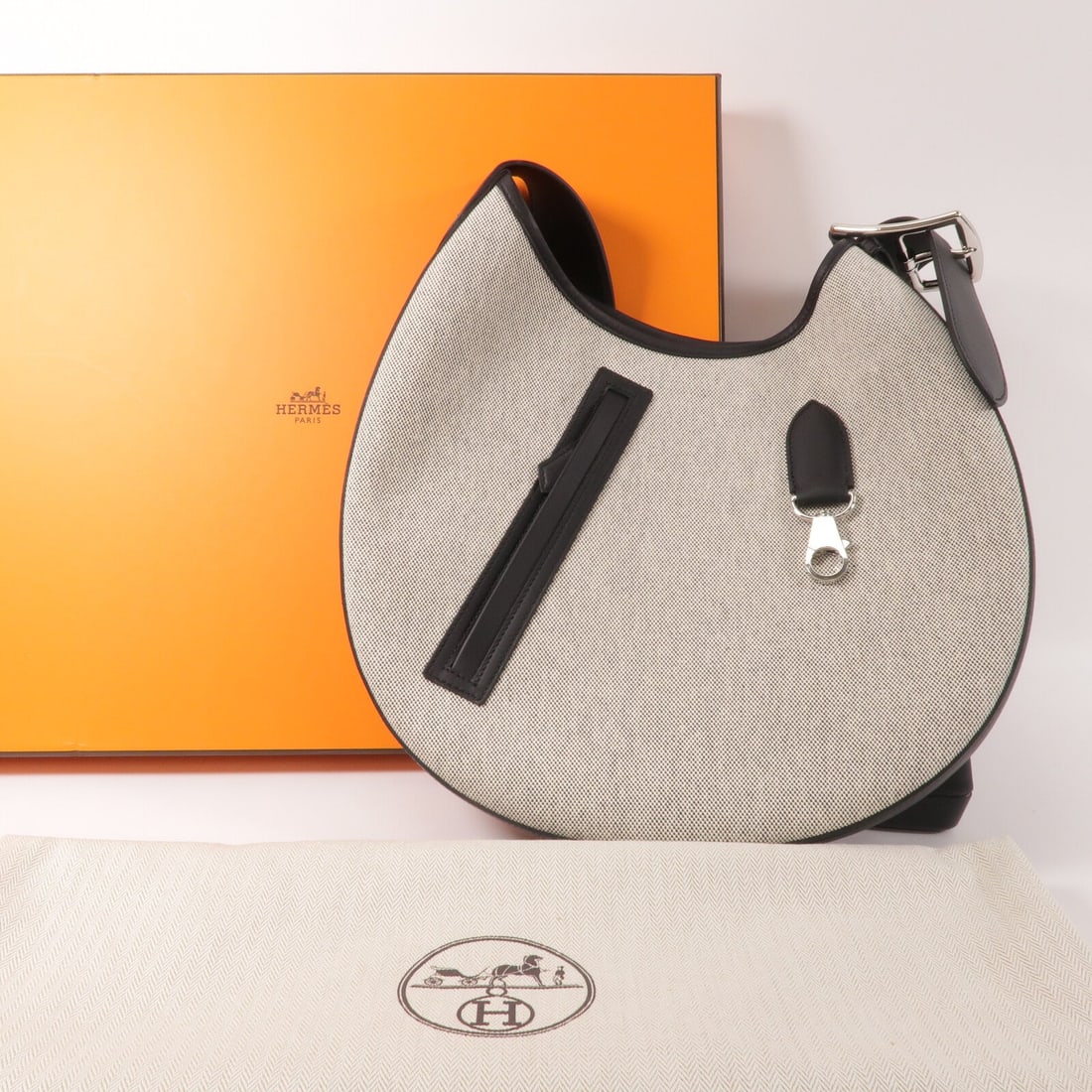 Hermes Arcon Bag Noir - 11