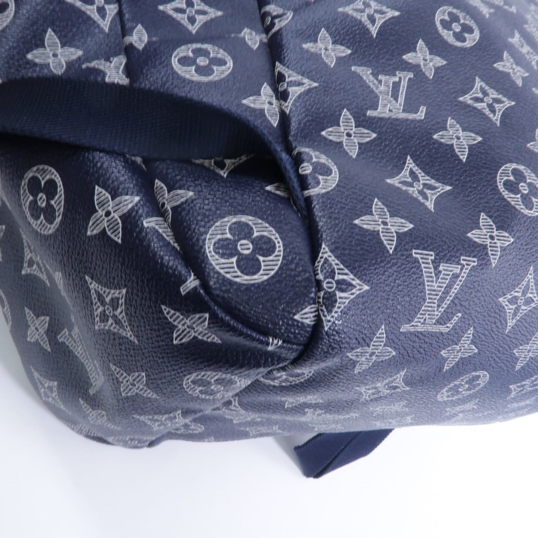 Louis Vuitton Discovery Backpack - 16