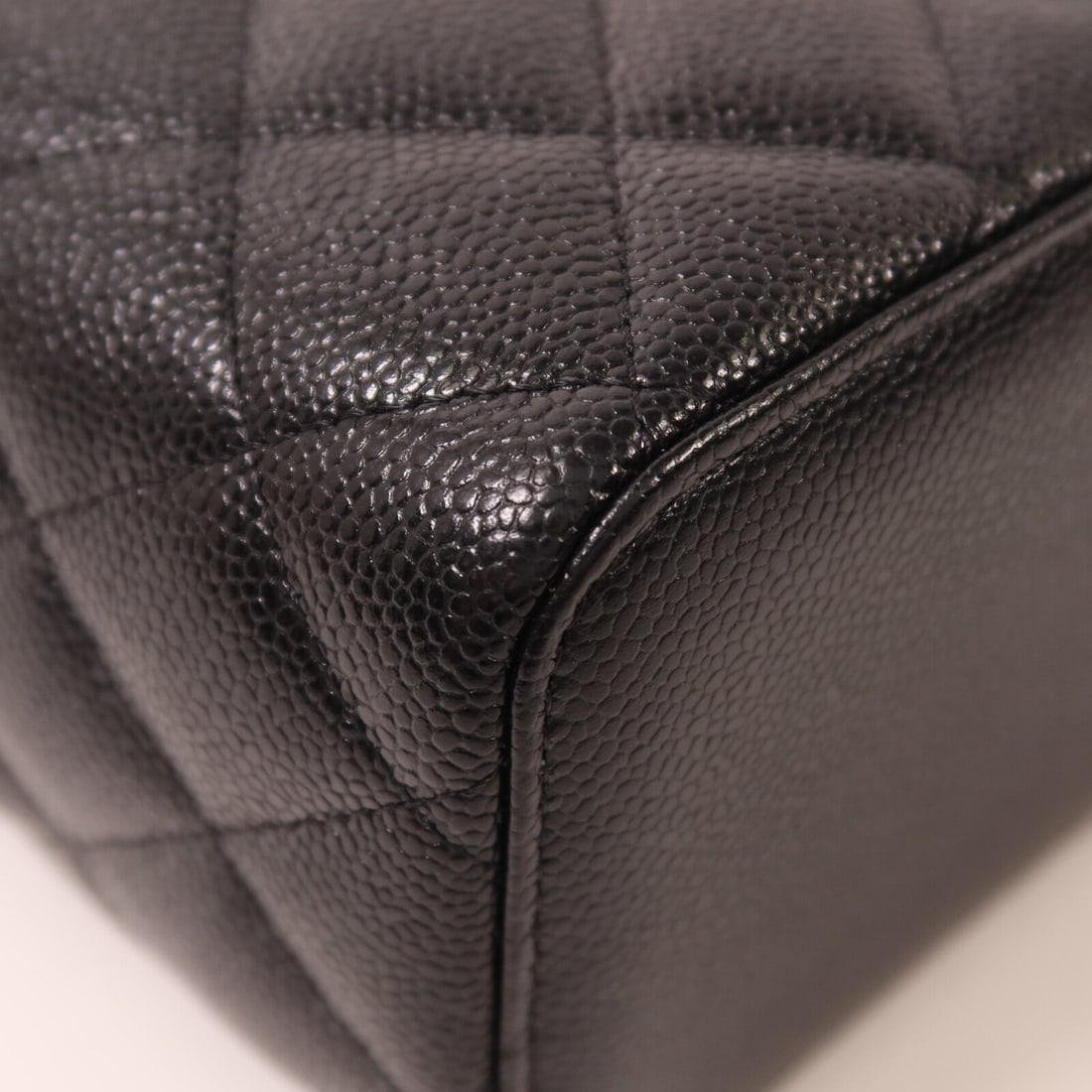 Chanel Vanity Top Handle Black - 13
