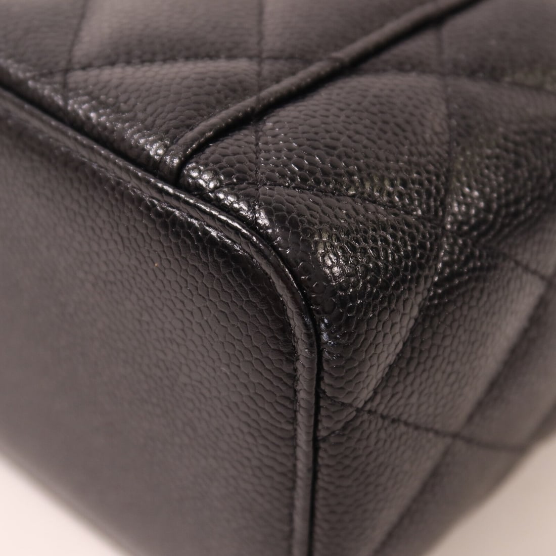 Chanel Vanity Top Handle Black - 16
