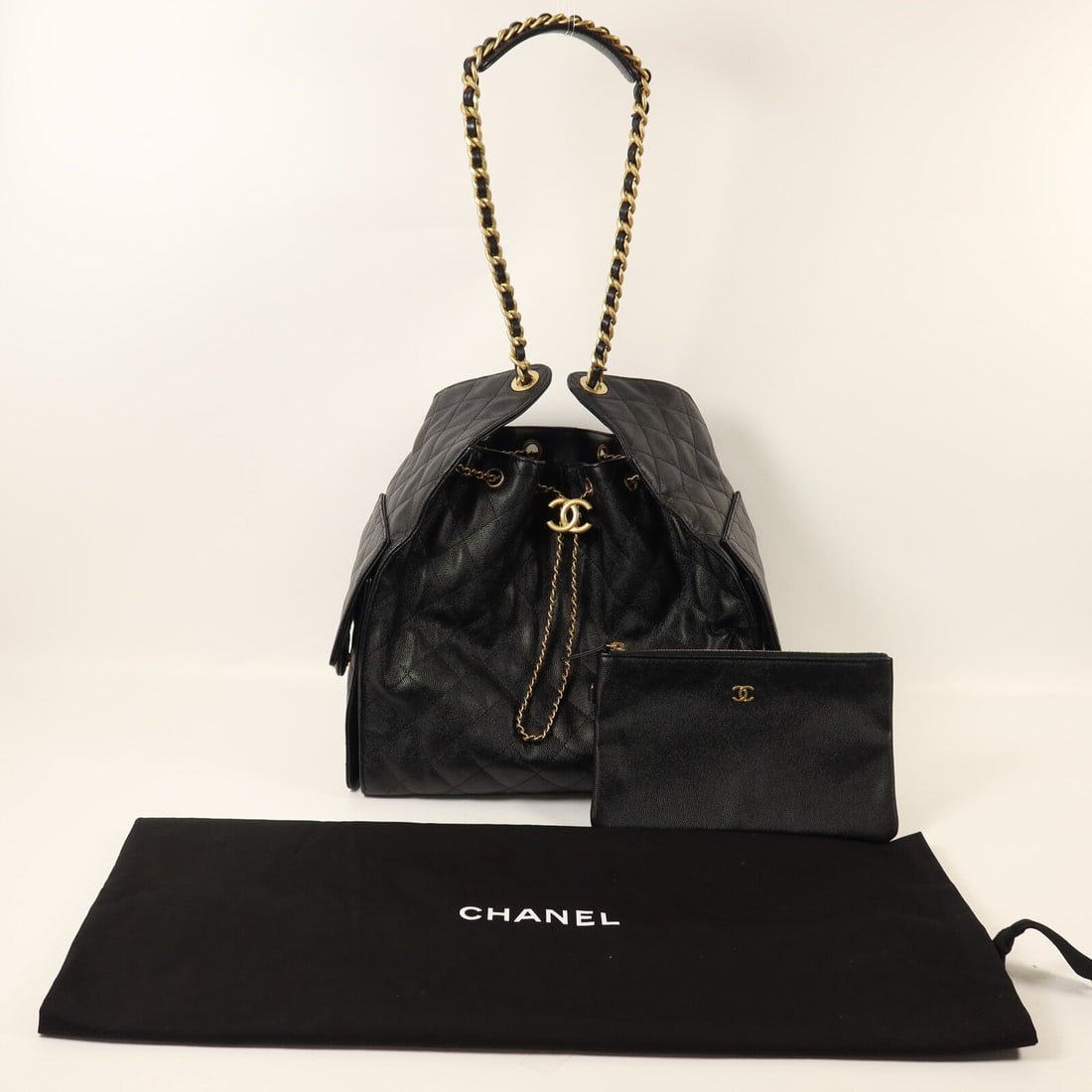 Chanel 25 Medium Chain Black - 9