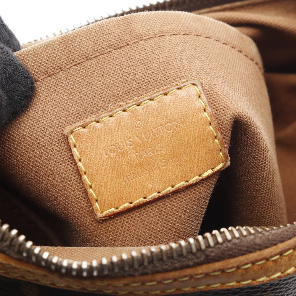 Louis Vuitton Odeon PM Monogram - 4
