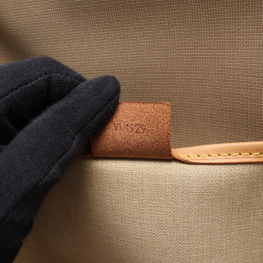 Louis Vuitton Excursion Monogram - 5