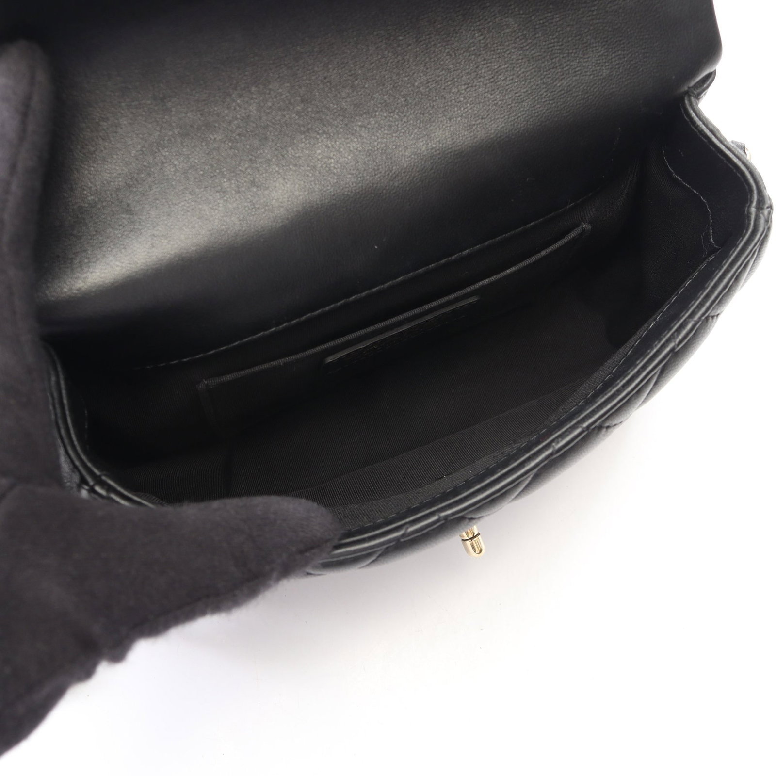 Chanel Small Flap Bag Black - 3