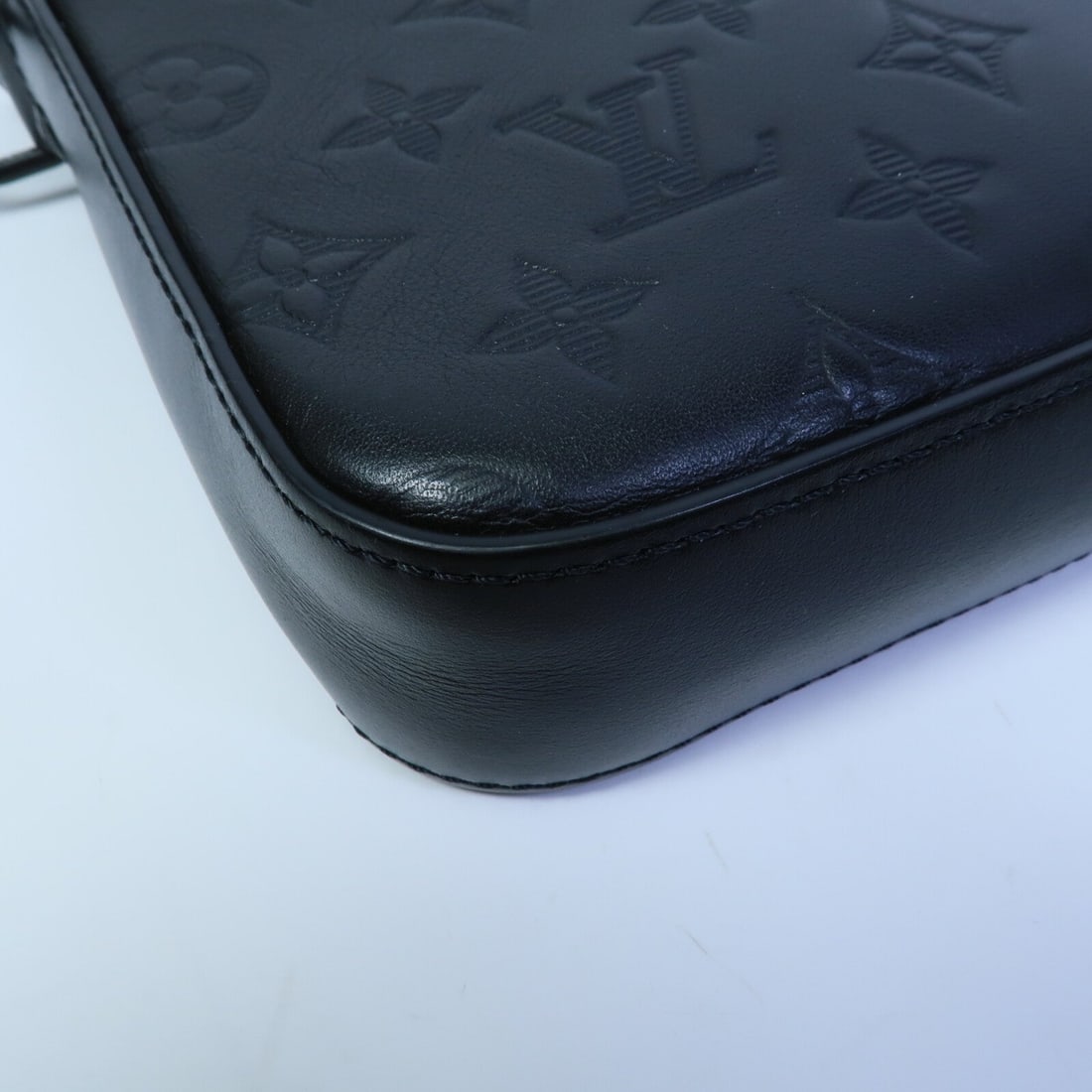 Louis Vuitton Duo Messenger - 12