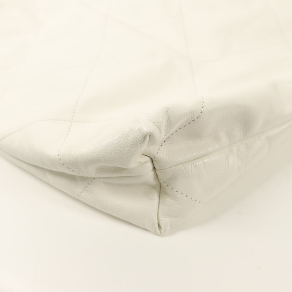 Chanel 22 Medium White - 18