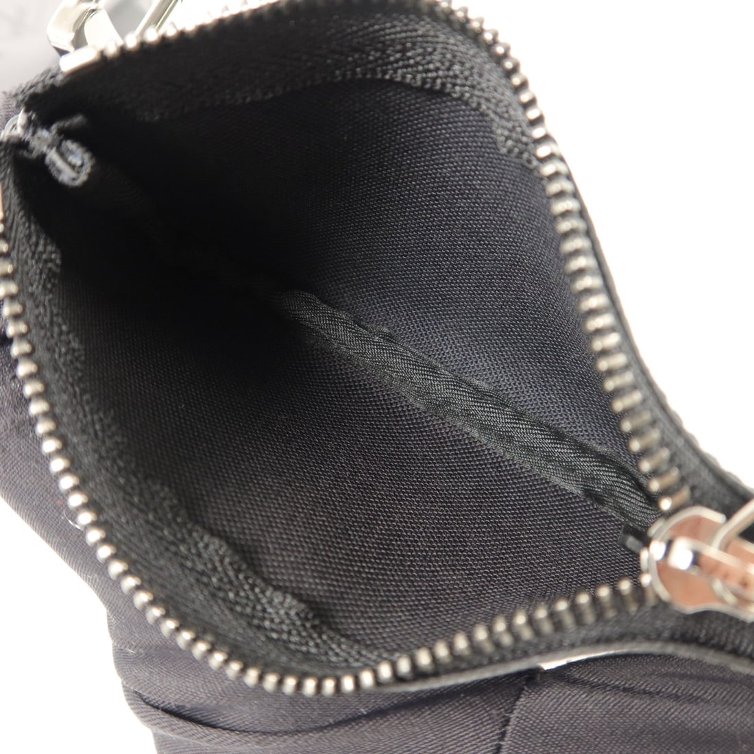 Louis Vuitton Trio Messenger - 15