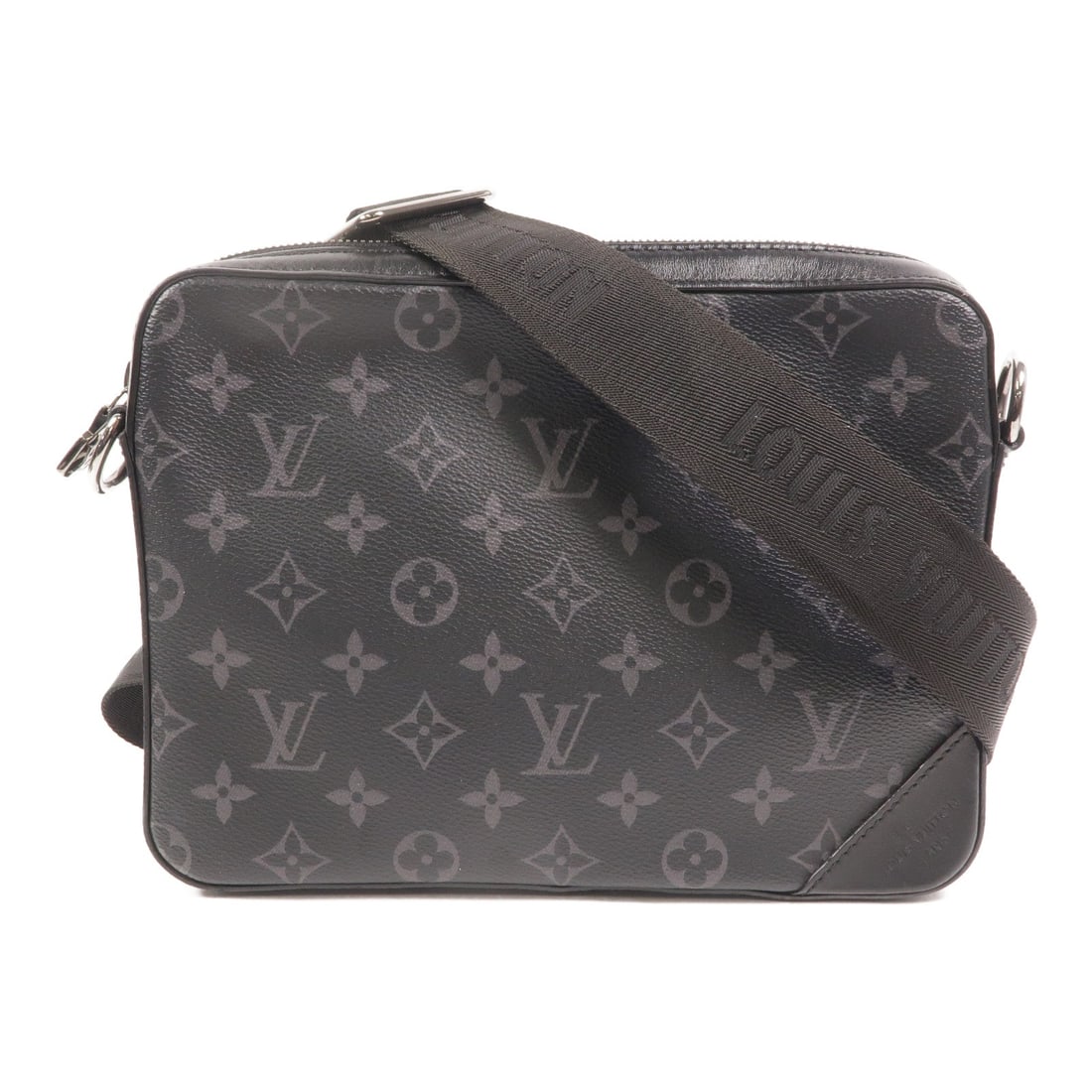 Louis Vuitton Trio Messenger (1 of 20)