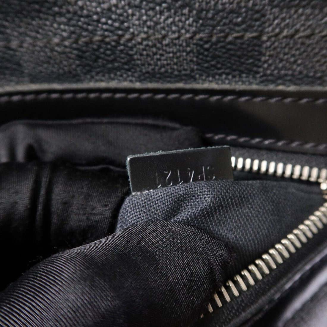 LV Daniel MM Damier Graphite Bag - 9