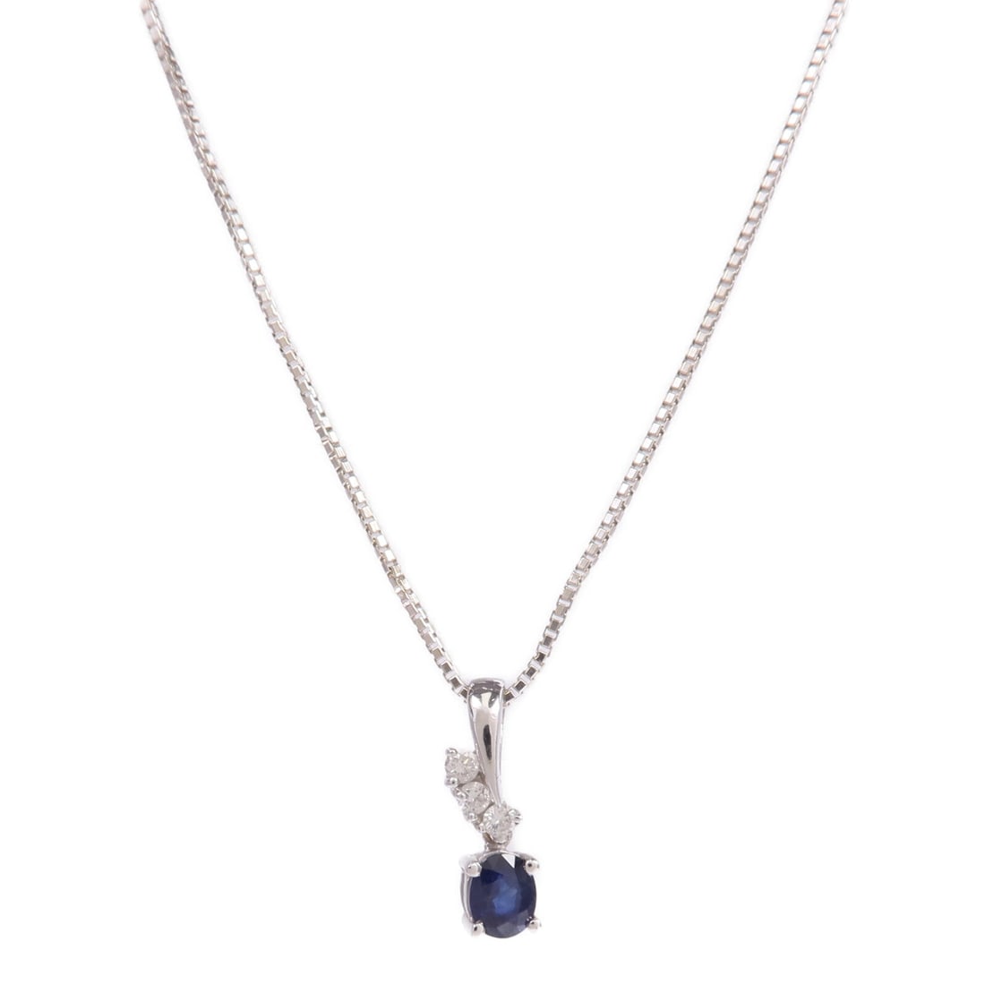 Sapphire Diamond Necklace White Gold: Sapphire and diamond necklace in 18K white gold.