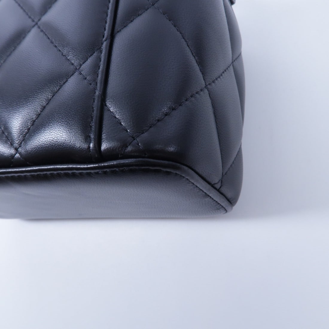 Chanel Vanity Case Chain Bag Black - 15