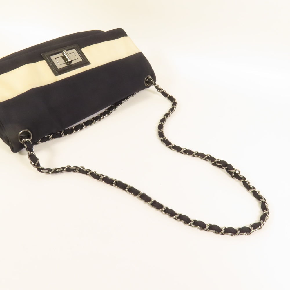 Chanel Chain Shoulder Bag Black White - 5