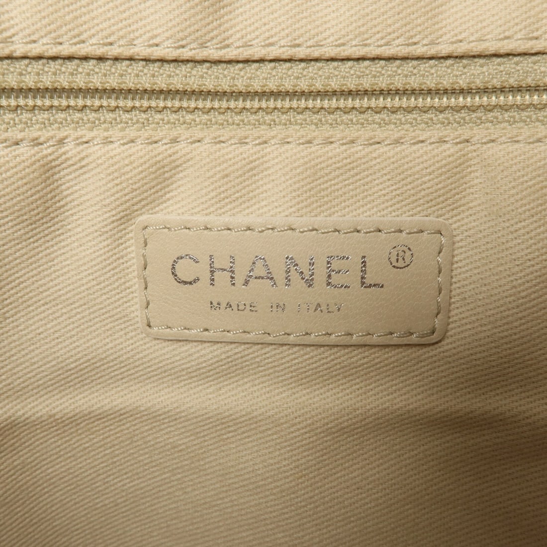Chanel CC Pocket Hobo - 6