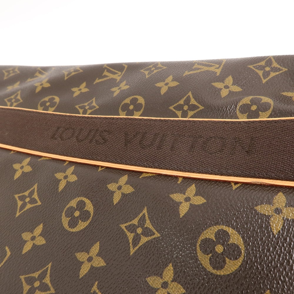 Louis Vuitton Cabas Beaubourg - 13