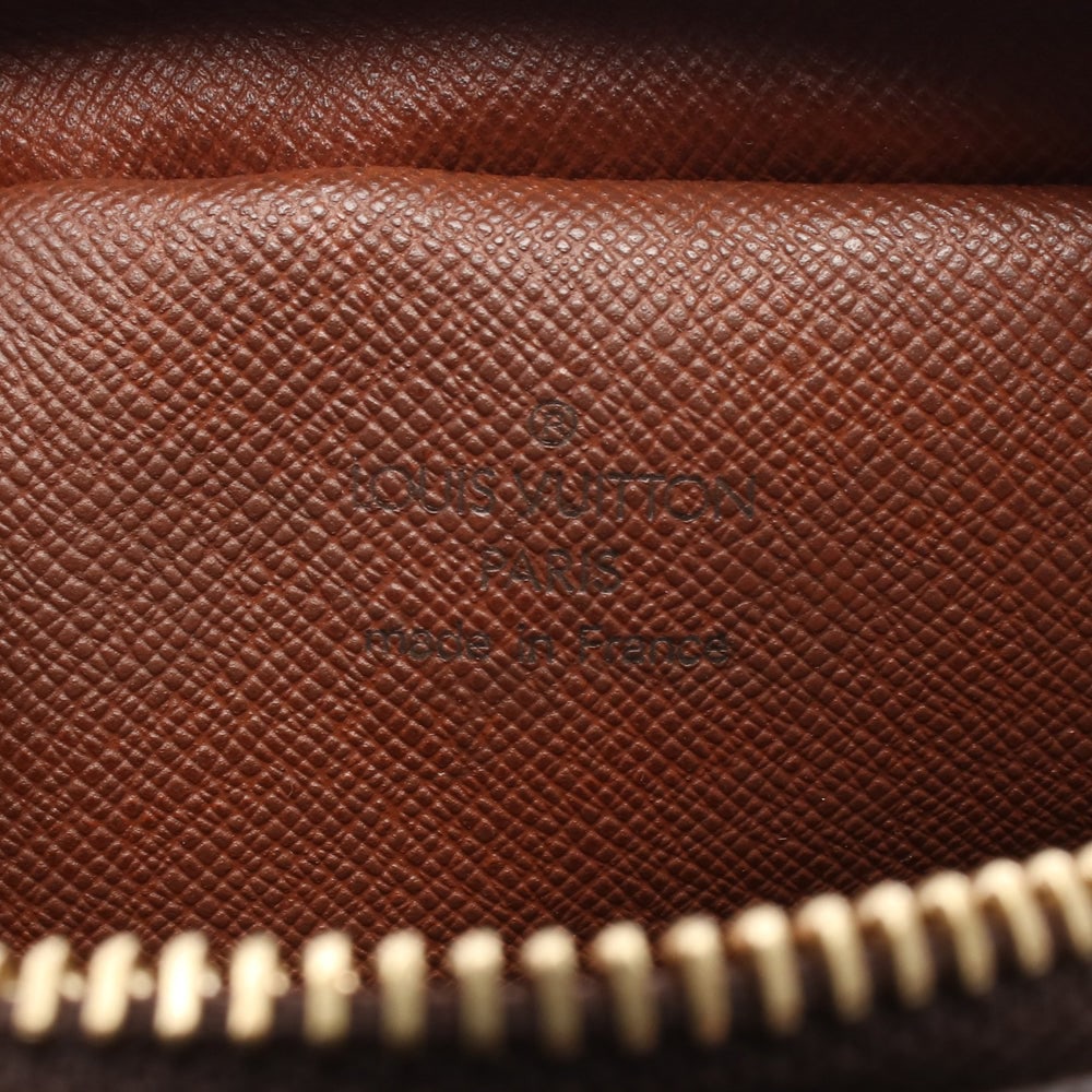 Louis Vuitton Danube Monogram Bag - 4