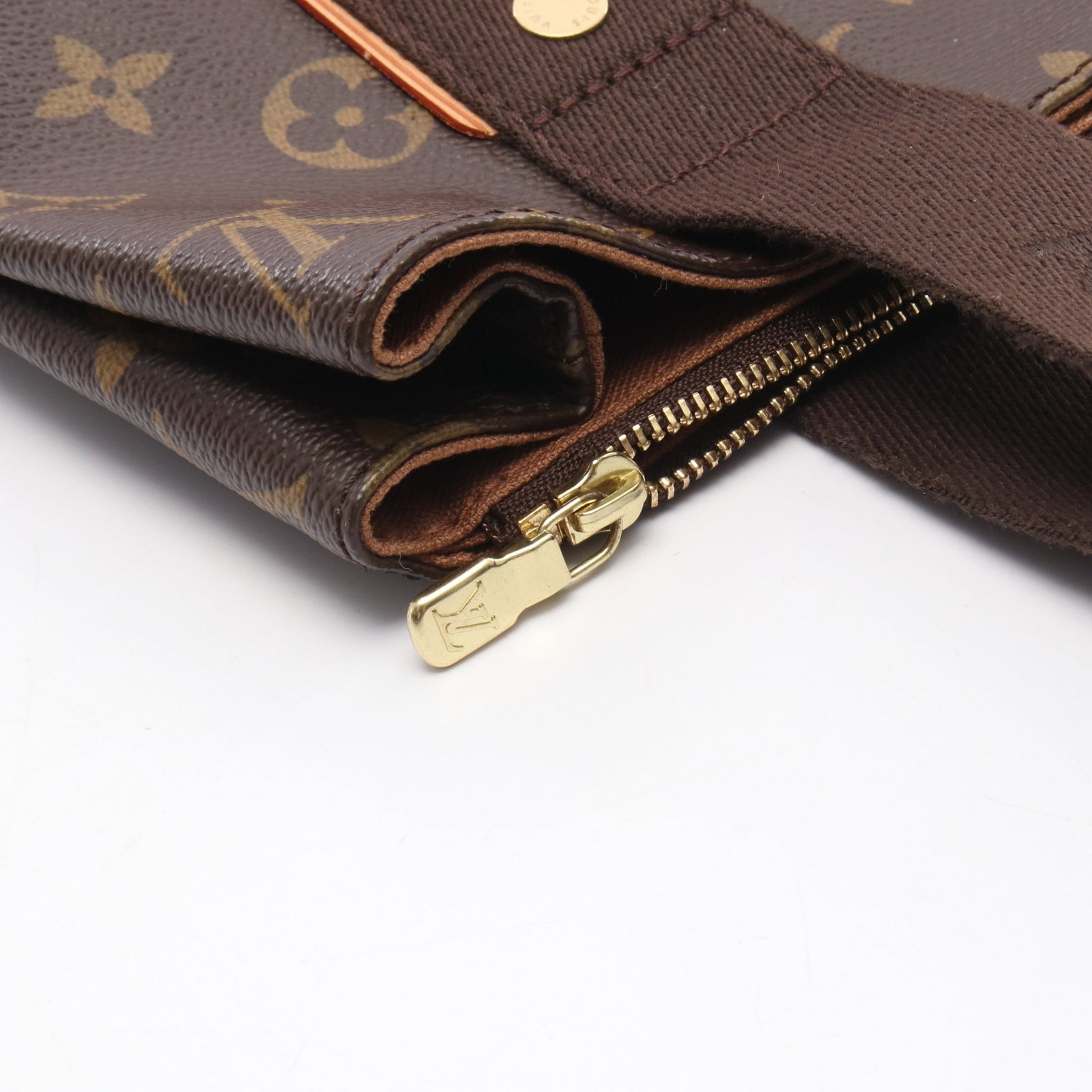 LV Beaubourg Monogram Shoulder Tote - 10