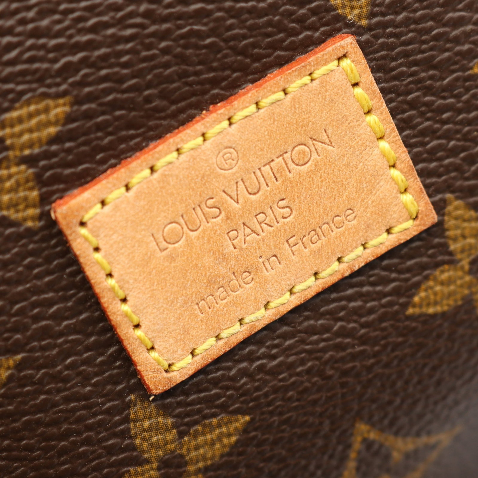LV Saumur 30 Monogram Shoulder Bag - 5